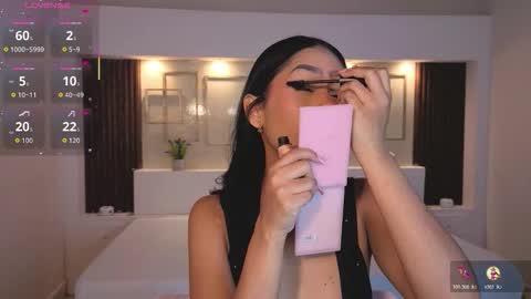 Snapshot of chloemoon9 chatting on October 14, 2025, 12:17 pm Chloe Moon online show from October 14, 2025, 12:17 pm