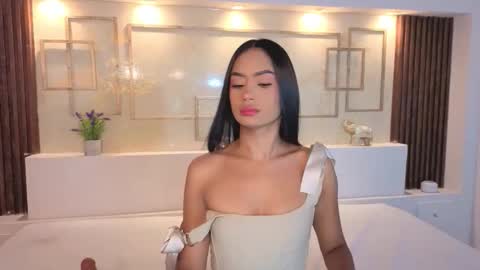 Snapshot of chloemoon9 chatting on October 23, 2025, 11:53 am Chloe Moon online show from October 23, 2025, 11:53 am