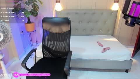 Snapshot of chloerossee chatting on December 28, 2024, 4:08 am Chloe rosse online show from December 28, 2024, 4:08 am