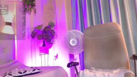 Chloe rosse online show from October 3, 2025, 1:13 am