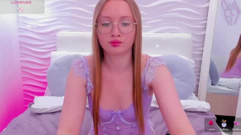 Chloe online show from May 27, 2026, 5:37 am