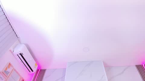 Snapshot of chlooee_ chatting on December 31, 2024, 1:26 am Chlooe online show from December 31, 2024, 1:26 am