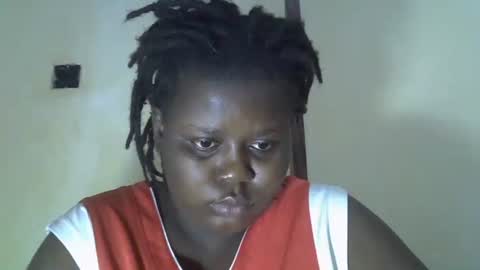 Paula online show from June 17, 2026, 2:25 am