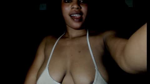 ESTHER online show from January 18, 2025, 7:04 pm