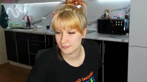 Snapshot of choco_meowx chatting on March 4, 2026, 9:10 pm choco_meowx online show from March 4, 2026, 9:10 pm