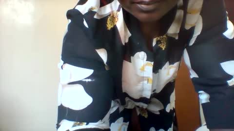 chocobabe002 online show from November 12, 2025, 4:46 am