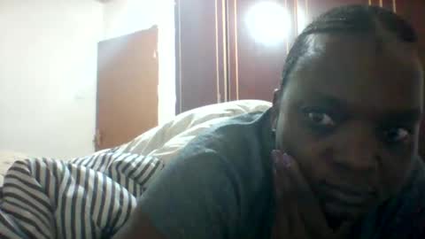 chocobabe002 online show from May 3, 2026, 2:17 am