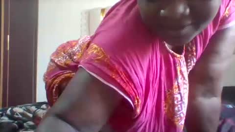 chocobabe002 online show from May 16, 2026, 5:59 am