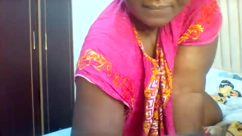 chocobabe002 online show from May 18, 2026, 4:40 am