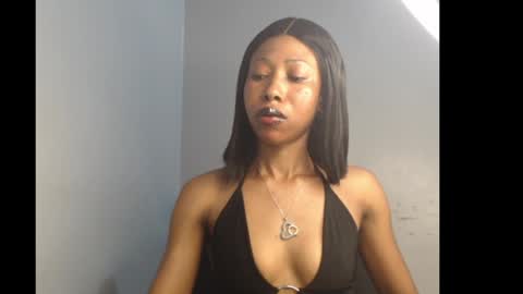 chocochocox online show from June 3, 2026, 6:27 am