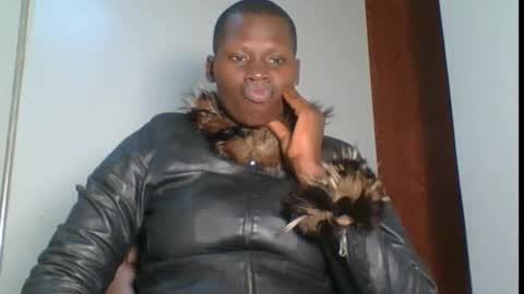 Snapshot of chocolate_sabrina24 chatting on December 1, 2025, 10:04 pm chocolate sabrina24 online show from December 1, 2025, 10:04 pm