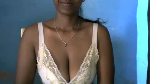 choe03 online show from October 13, 2025, 4:34 am