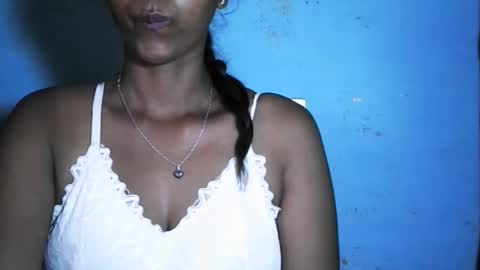 choe03 online show from November 10, 2025, 5:17 am