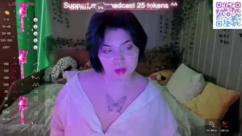 choe_bliss online show from October 31, 2025, 4:02 am