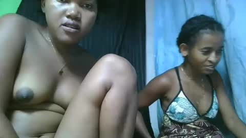 Snapshot of chololatblonde chatting on February 13, 2026, 11:34 pm chololatblonde online show from February 13, 2026, 11:34 pm