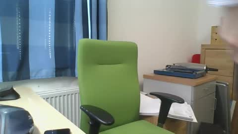 chr35is09 online show from March 4, 2025, 2:10 pm