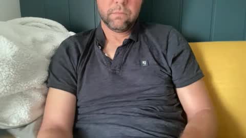 chris13abcd online show from May 12, 2026, 7:49 am