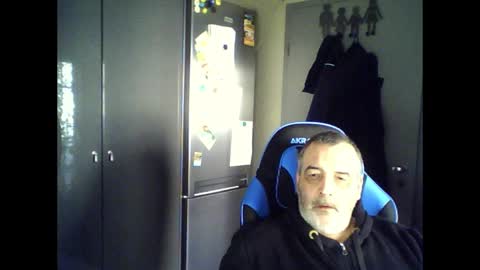 Chris online show from April 2, 2026, 6:55 am