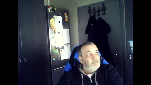 Chris online show from May 1, 2026, 5:12 am