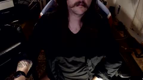 Chris online show from April 9, 2026, 1:49 pm