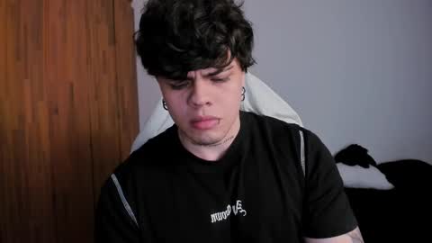 Chris Cooper Independent model online show from February 21, 2025, 4:29 am