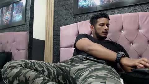 chris_dick2 online show from November 20, 2025, 4:56 am