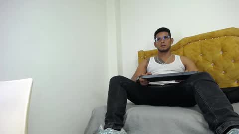 chris_dick2 online show from May 23, 2026, 6:29 am