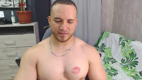 Snapshot of chris_huntter chatting on February 7, 2025, 9:58 pm chris_huntter online show from February 7, 2025, 9:58 pm