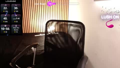 cris         Twitter magnum101010 insta magnumc20 online show from September 14, 2025, 3:33 pm