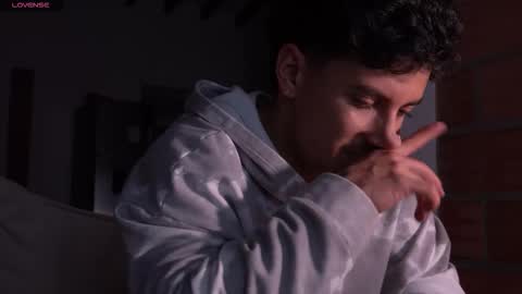 Snapshot of chris_morton chatting on February 13, 2026, 12:39 am chris_morton online show from February 13, 2026, 12:39 am