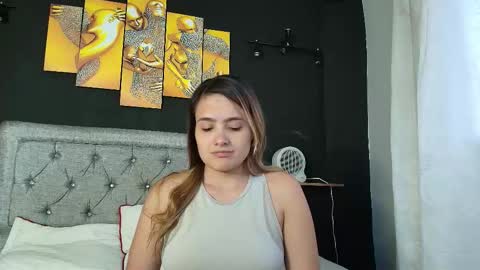 Yarixa online show from September 21, 2025, 10:44 pm