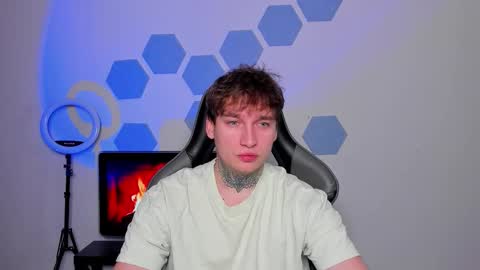 Chris Tyson online show from October 31, 2025, 1:17 am