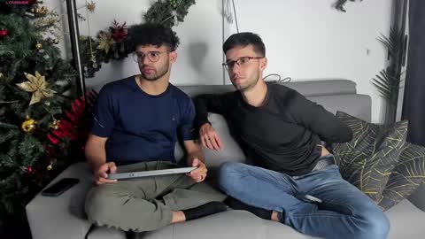 Snapshot of chrisandrew_ chatting on January 3, 2025, 4:00 am Im Chirs IM MODEL INDEPENDT online show from January 3, 2025, 4:00 am