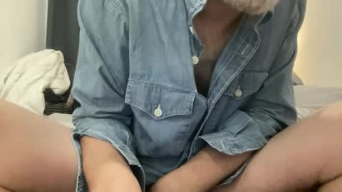 chriscles online show from November 22, 2025, 2:10 am