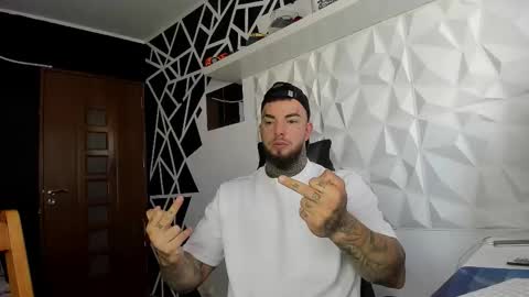 Snapshot of chrisjordan666 chatting on October 22, 2025, 6:35 am Chris Jordan online show from October 22, 2025, 6:35 am