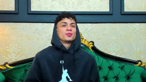 Snapshot of chrismckay_ chatting on October 13, 2025, 11:21 am Chris online show from October 13, 2025, 11:21 am