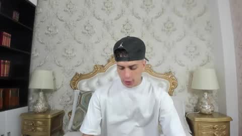 Snapshot of chrismckay_ chatting on December 1, 2025, 7:30 pm Chris online show from December 1, 2025, 7:30 pm