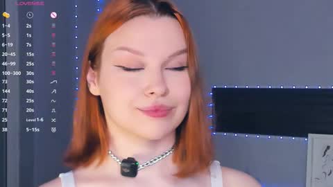 Snapshot of chrisme_please chatting on March 5, 2026, 8:27 pm Lizz online show from March 5, 2026, 8:27 pm