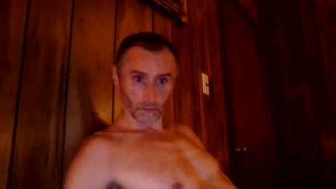 chrisqsqs82 online show from July 21, 2026, 10:28 am