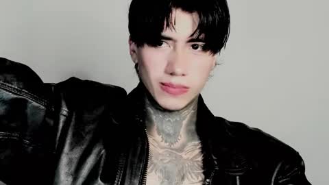 Snapshot of chriss_opp chatting on November 10, 2025, 11:59 pm CHRIS INDEPENT MODEL online show from November 10, 2025, 11:59 pm