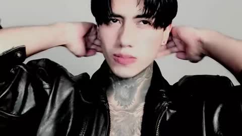 Snapshot of chriss_opp chatting on November 13, 2025, 11:47 pm CHRIS INDEPENT MODEL online show from November 13, 2025, 11:47 pm