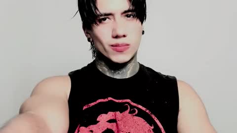 CHRIS  INDEPENT MODEL online show from January 12, 2026, 1:00 am