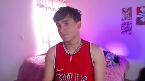 Christian Wang online show from February 3, 2026, 8:03 pm