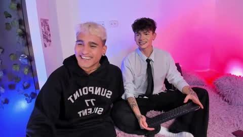 Christian Wang online show from March 23, 2026, 10:14 pm