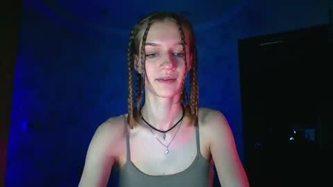 chrissy_joyful online show from May 16, 2026, 5:04 am