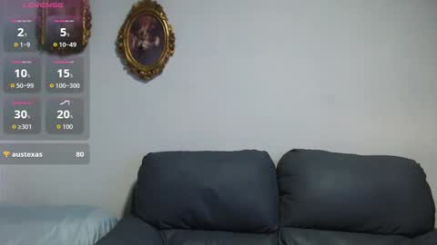 Snapshot of christian_musclet4 chatting on October 7, 2025, 10:29 pm ---Chistian--- online show from October 7, 2025, 10:29 pm