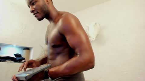 Snapshot of christianlewis_ chatting on February 27, 2025, 2:00 pm Christian Lewis online show from February 27, 2025, 2:00 pm