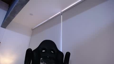 Snapshot of christianvalenzia chatting on October 29, 2025, 1:57 pm Christian online show from October 29, 2025, 1:57 pm