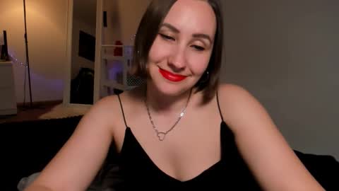 christina rosse online show from March 12, 2026, 6:14 pm