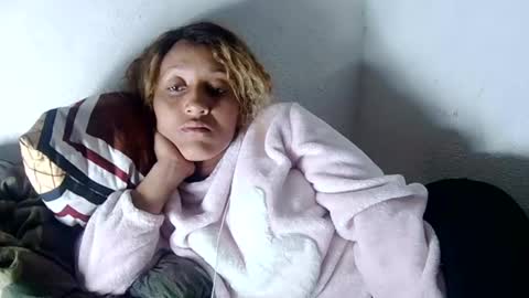 christine213 online show from February 5, 2025, 9:40 pm